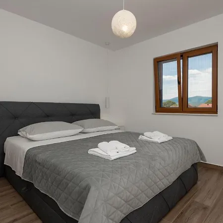 Semesterbostad Stunning In With Kitchen *